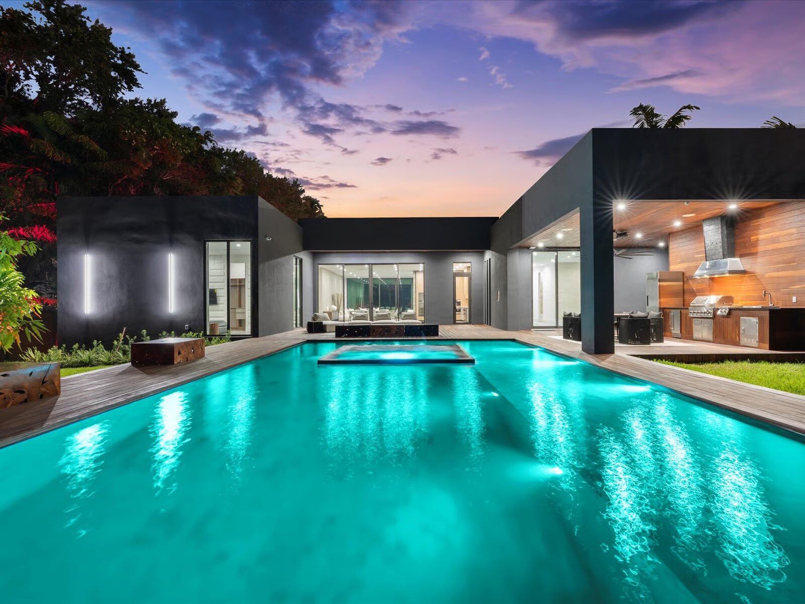 Villa Jacaranda, luxury villa rental in Miami Shores