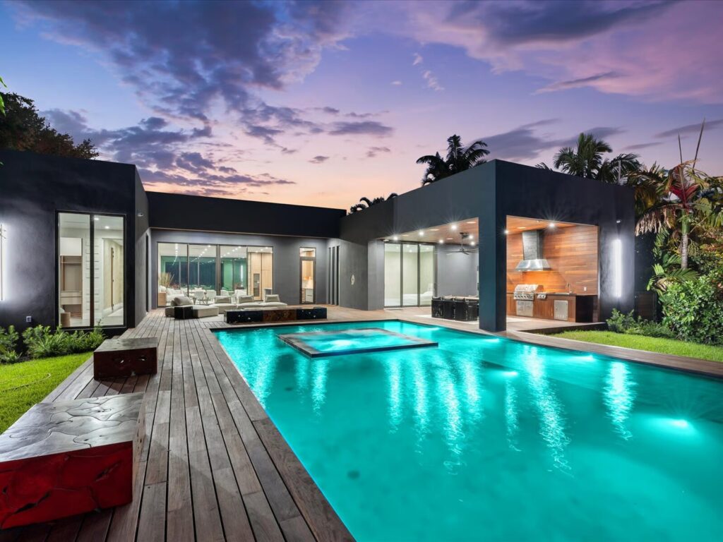 Villa Jacaranda, luxury villa rental in Miami Shores (photo 2)