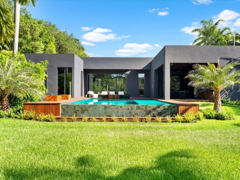 Villa Jacaranda, luxury villa rental in Miami Shores (photo 3)