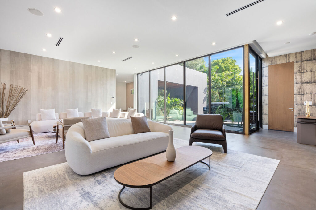 Villa Jacaranda, luxury villa rental in Miami Shores (photo 7)